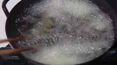 Yutulan kuşkonmaz görüntüsü