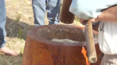 Mochi 'ye vurmanın görüntüsü