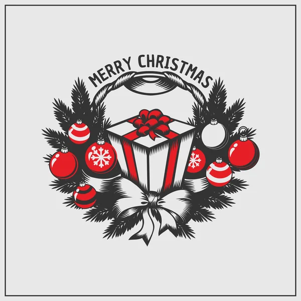 Hermosa corona de Navidad de ramas de pino con caja de regalo, arco y decoraciones. Ilustración vectorial . — Vector de stock