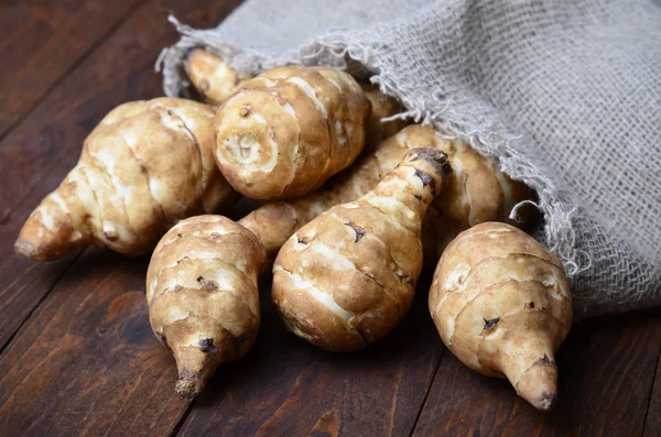 Jerusalem artichokes or sunchokes — Stock Photo, Image