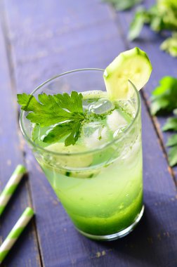 Sağlıklı Detoks içecek