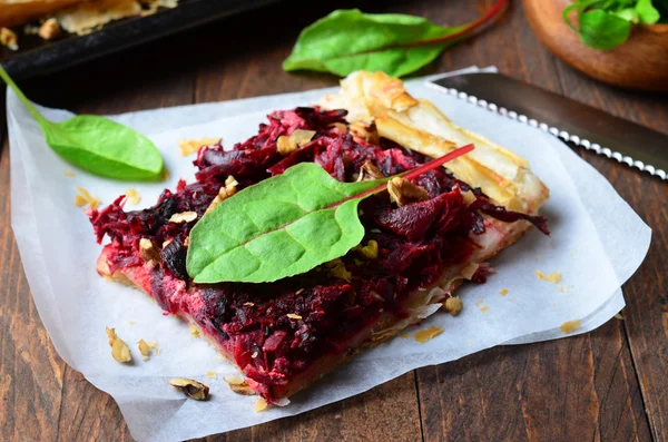 Pancar puf böreği Tart