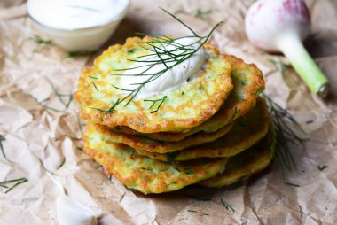 Ev yapımı kabak börek