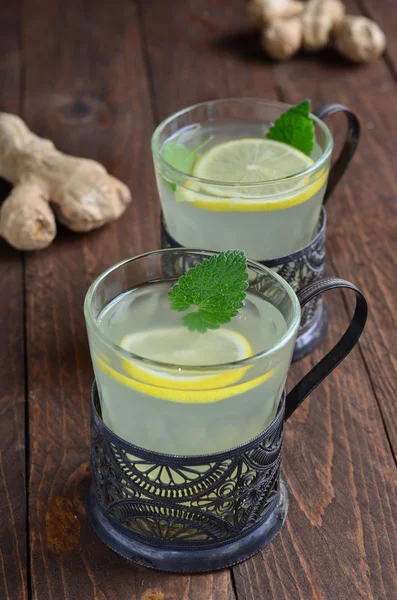 Ginger and lemon drink — Stock Photo, Image