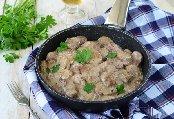 Kremalı sos Tavuk karaciğer