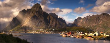 Reine, Norveç, Lofoten Adaları Yaz Panoraması