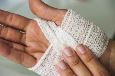 soyunma ve kazadan sonra ilaç