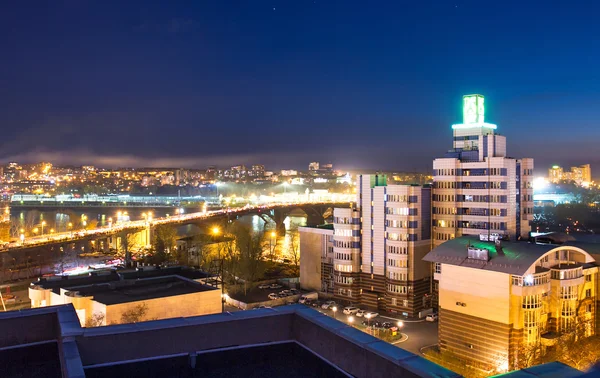 Gece şehir Irkutsk