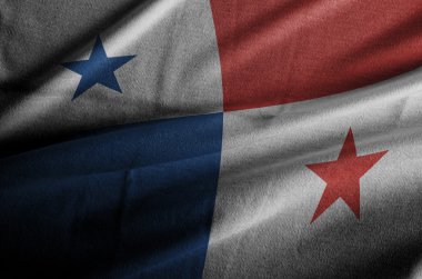 Rüzgarda uçan Panama ulusal bayrak