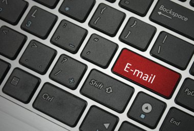 bilgisayar klavye üzerinde mesaj ile e-posta kavramları