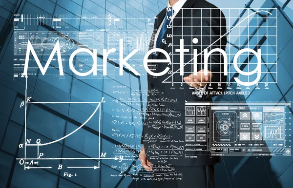 Geschäftsmann präsentiert Marketing-Text und Grafiken und Diagramme mit Stadt im Hintergrund — Stockfoto