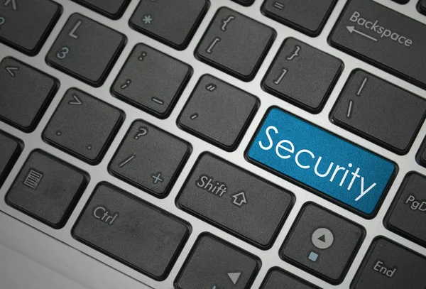 Botón de seguridad azul en el teclado —  Fotos de Stock