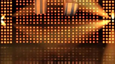 Arkaplanda yanıp sönen flaşlı 19 numaranın 3 boyutlu canlandırması, geri sayımlar için ideal