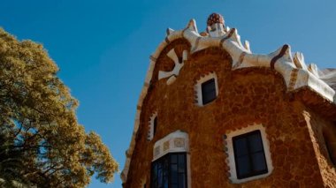 BARCELONA, 2023 dolaylarında - Barcelona, İspanya 'da bir halk parkı olan Park Guell, Antoni Gaudi tarafından tasarlandı.