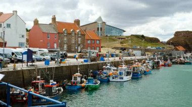 DUNBAR, takriben 2022 - İskoçya 'nın güzel deniz kenarı kasabası Dunbar' ın 1574 yılına dayanan bir limanı var.