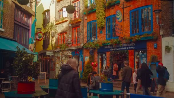 Timelapse weergave van Neal's Yard in Londen — Stockvideo