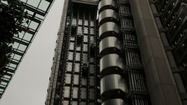 Ascenseur dans le bâtiment Lloyds, Londres Royaume-Uni — Video