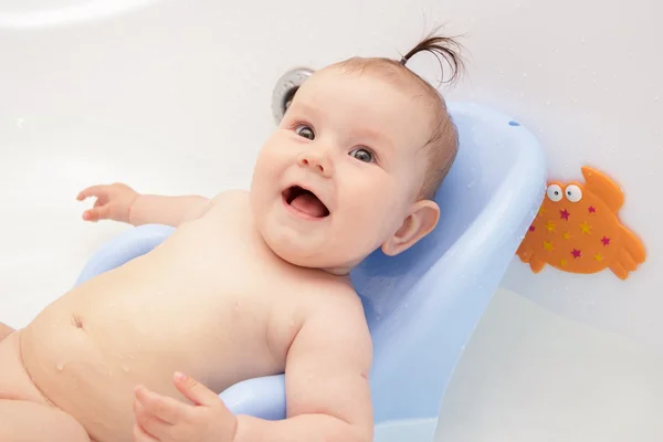 Newborn baby bathe and swim — Stock Photo, Image