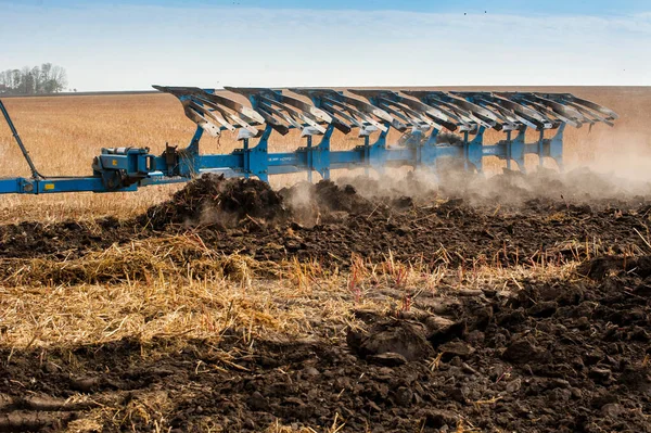 Baykivtsi Region Ternopil Ukraine Październik Październik 2019 Ciągnik Sekcyjnym Pługiem — Zdjęcie stockowe