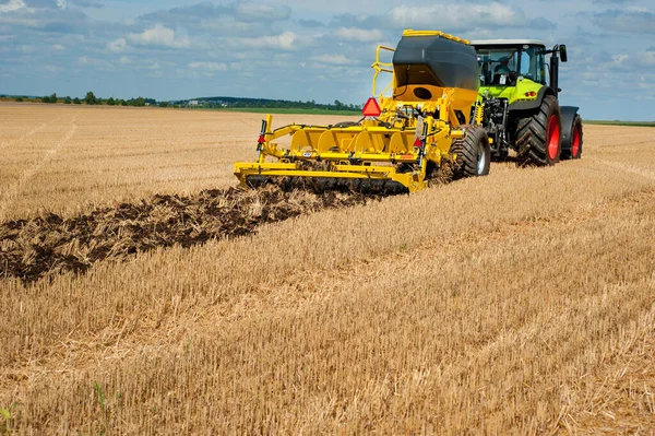 Frammento Coltivatore Disco Sistema Lavorazione Opera Con Bunker Fertilizzanti Campo — Foto Stock