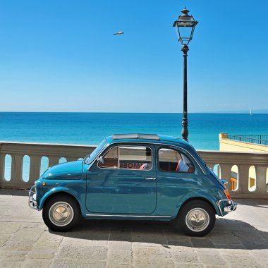 Camogli, Liguria, İtalya - 20 Eylül 2015: Festival Fiat 500