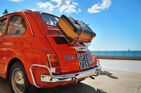 Camogli, Liguria, İtalya - 20 Eylül 2015: Festival Fiat 500