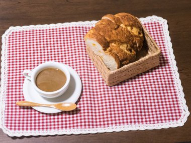 ekmek ve kahve