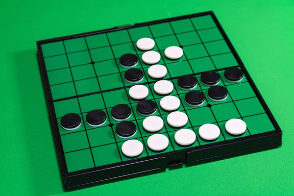 Othello ile rahat yiyebilirsiniz