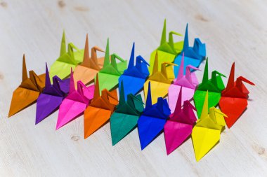 Bir vinç kağıt katlama