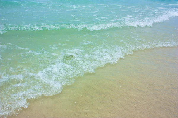 Ola en la playa —  Fotos de Stock