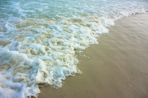 Onda na praia — Fotografia de Stock