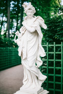 Ceres yaz bahçesinde