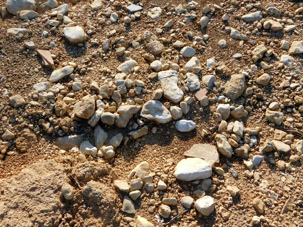 Piedras y tierra en campaña al aire libre —  Fotos de Stock