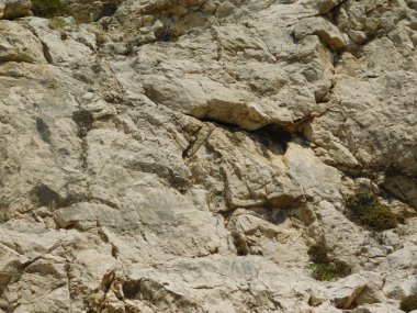 taşlar ve kayalar dışında kırsal kesimde