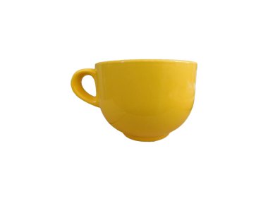 Beyaz arkaplanda izole edilmiş fincan