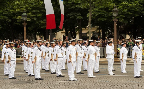 Az Ausztrál Királyi Haditengerészet részt a Bastille bevételének napja parade — Stock Fotó