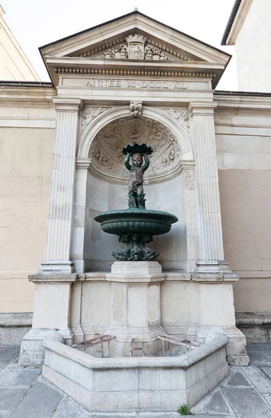 Brunnen Karls Des Großen Bezirk Von Paris Frankreich Installiert Hinterhof — Stockfoto