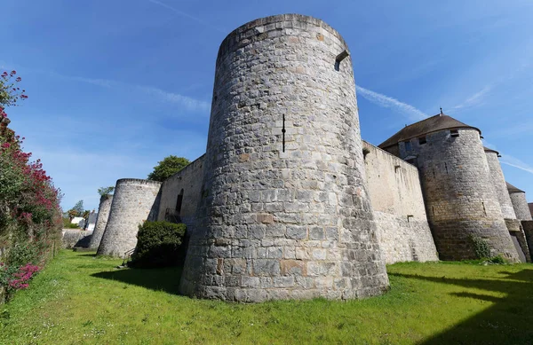 Die Dourdan Festung Ist Eine Militärische Konstruktion Die Jahrhundert Erbaut — Stockfoto