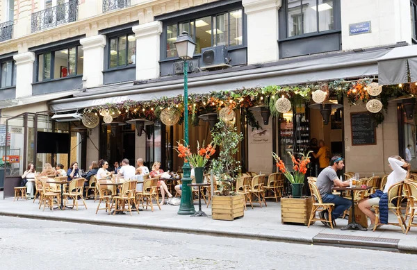 Parijs Frankrijk Juni 2021 Cafe Lezard Een Traditioneel Frans Café — Stockfoto