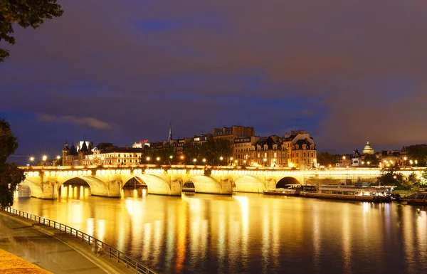 Cityscape Centro Com Pont Neuf Bridge River Seine Noite Paris — Fotografia de Stock