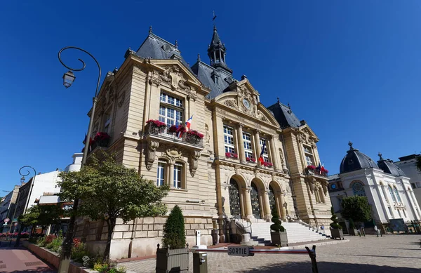 Ayuntamiento Suresnes Geografía Hauts Seine Encuentra Ubicado Las Coordenadas — Foto de Stock