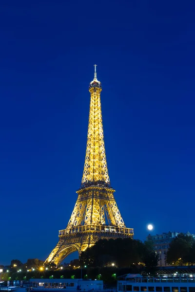 La torre eiffel di notte, Parigi, Francia . — Foto Stock