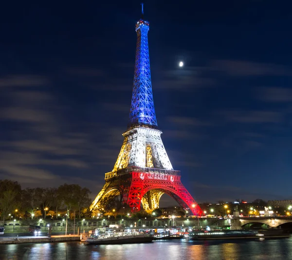 Eiffeltornet på natten, Paris, Frankrike. — Stockfoto