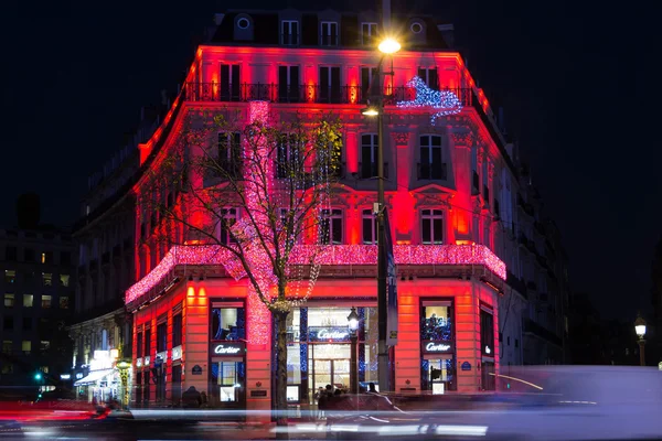 Christmas decoration on jewellery boutique Cartier. — Stock Photo, Image