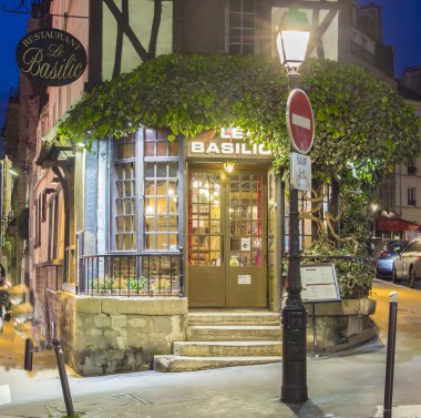Restoran Le Bazilika, Montmartre çeyrek, Paris, Fransa.