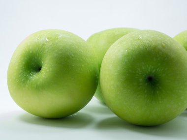sağlıklı yeşil elma