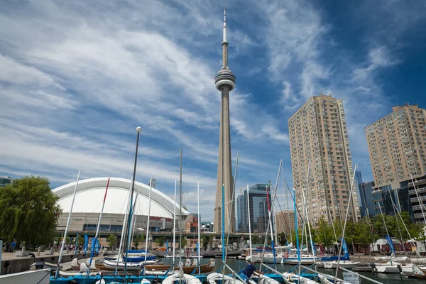 City view of Toronto with downtown skyskrapers — Stock Photo, Image