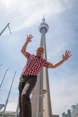 CN Tower Toronto, Kanada şehrin hakim