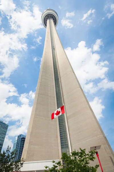 CN Tower Toronto, Kanada şehrin hakim — Stok fotoğraf