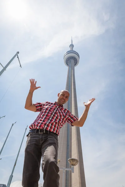 CN Tower Toronto, Kanada şehrin hakim — Stok fotoğraf